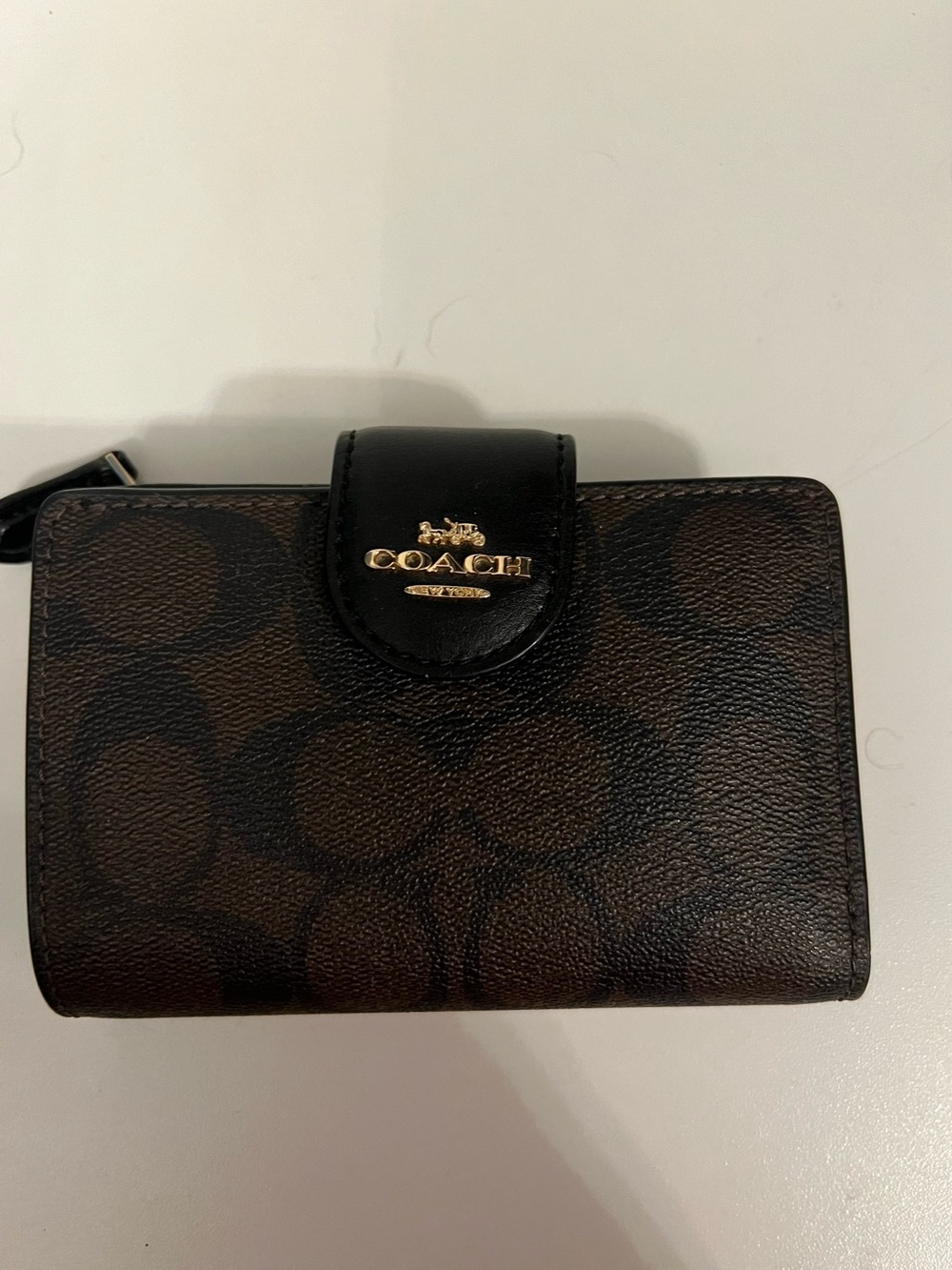 Coach Medium Corner Zip Wallet - Picture 3 of 9